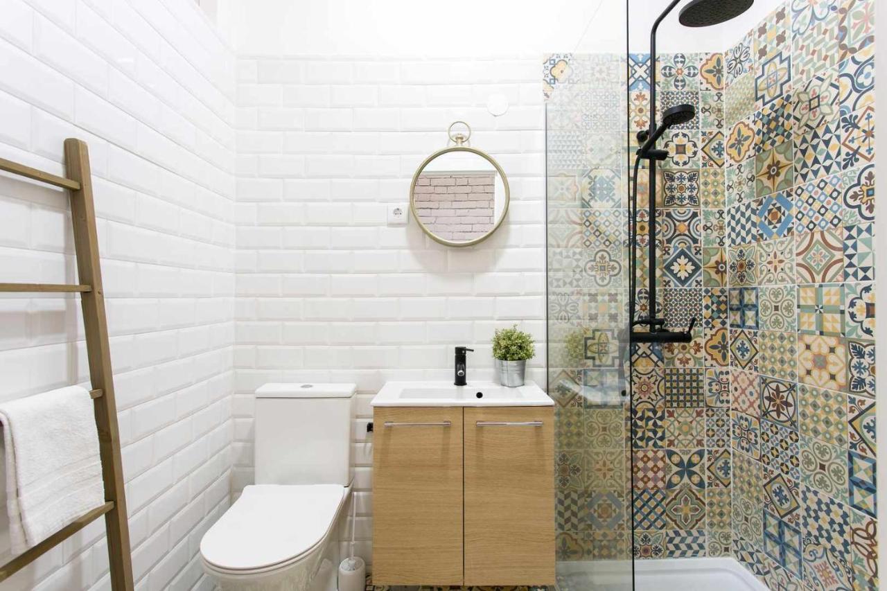 Charming Lisbon Home With Terrace St Amaro Екстериор снимка
